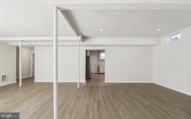 Building Photo - 6005 Armaan Dr