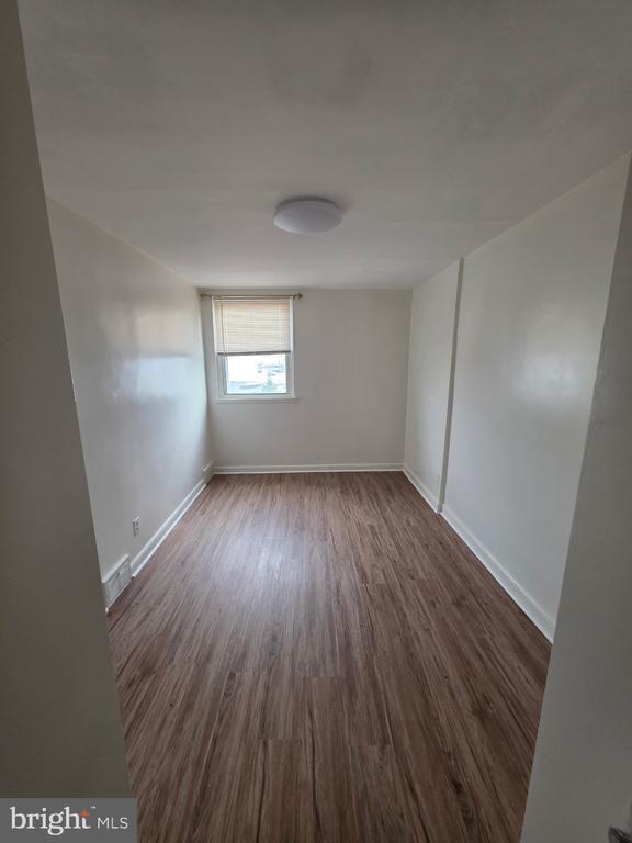 Building Photo - 6327 Eastwood St