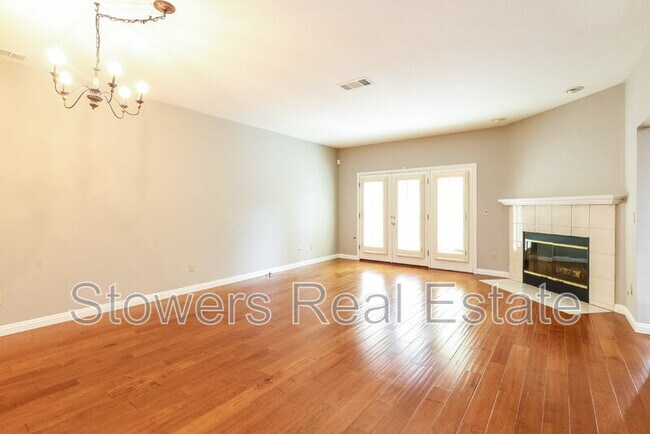 Building Photo - 37 Mountain Valley Pl