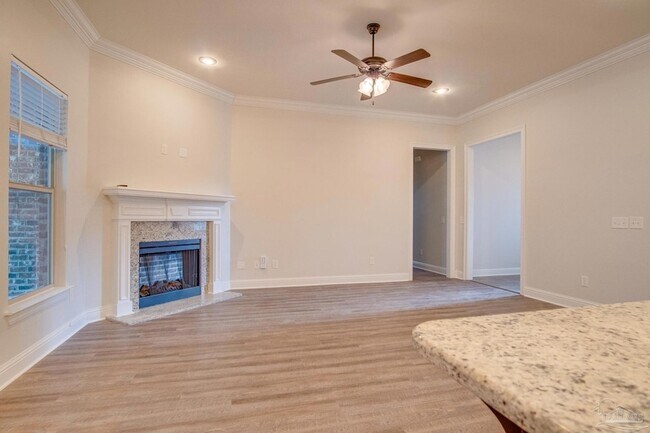 Building Photo - 4865 Spears St