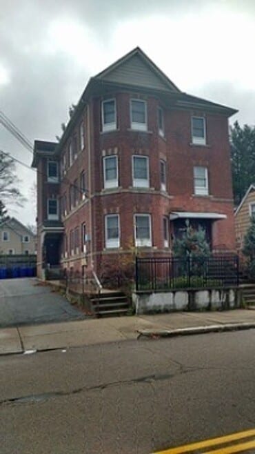 Building Photo - 88-90 Pidge Ave