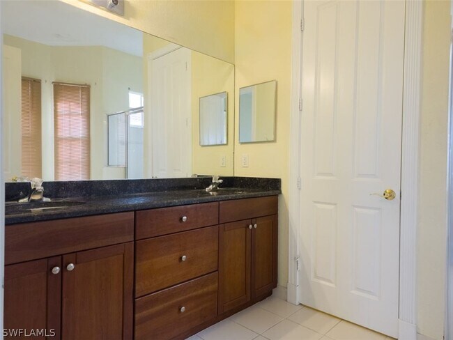 Building Photo - 6139 57th Ct