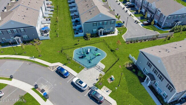 Building Photo - 22 Coburgh Dr