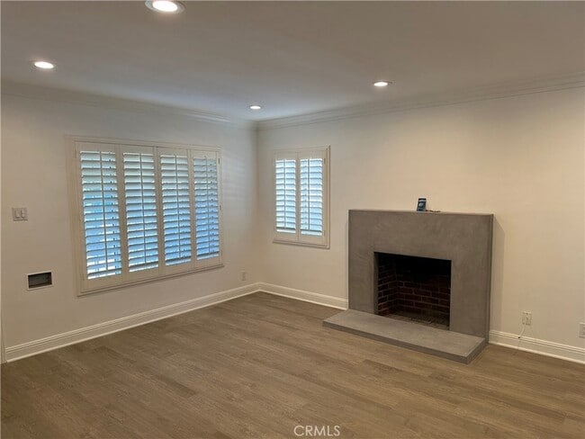 Building Photo - 14222 Hart St