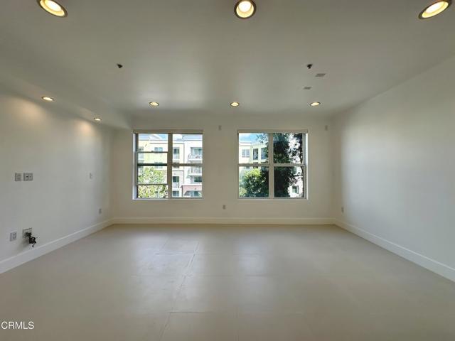 Building Photo - 88 E Bay State St