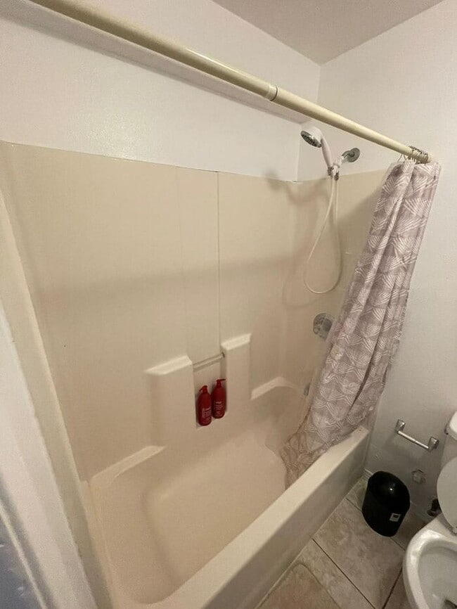 Building Photo - Fully Furnished House for Rent at 10953 Campbell Ave Riverside