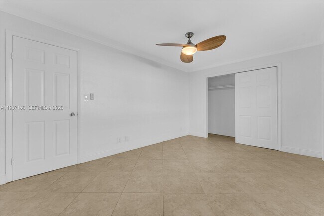 Building Photo - 5208 NE 5th Ave