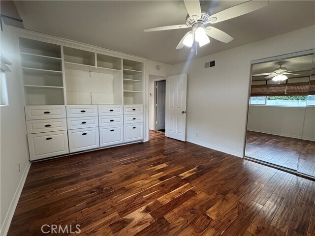 Building Photo - 400 E Patwood Dr