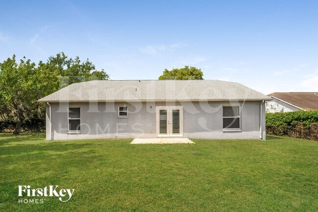 Building Photo - 6511 Fox Crest Ln