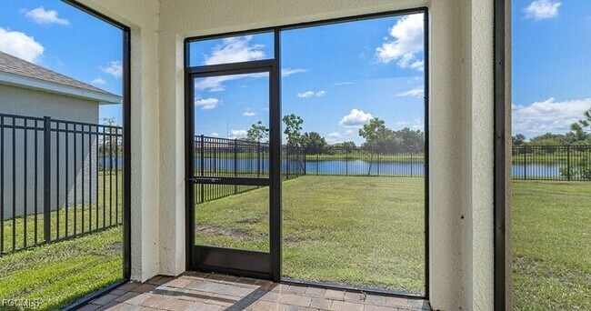 Building Photo - 24055 Peaceful Brk Lp