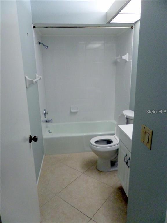 Building Photo - 3601 Garden Lakes Clenet