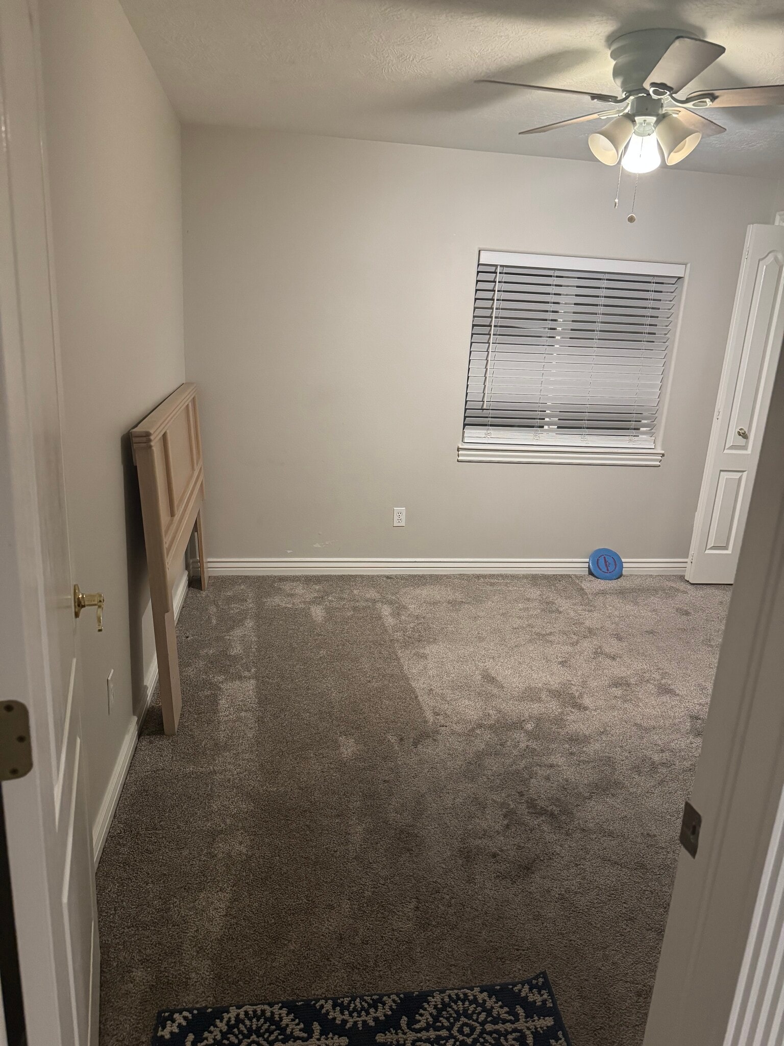 Building Photo - 163 N Stone Mountain Dr