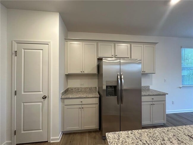 Building Photo - 236 Vision St