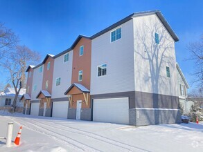 Building Photo - Modern 3-Bedroom Townhome with Attached Ga...