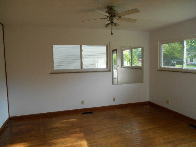 Building Photo - 430 N Roosevelt St