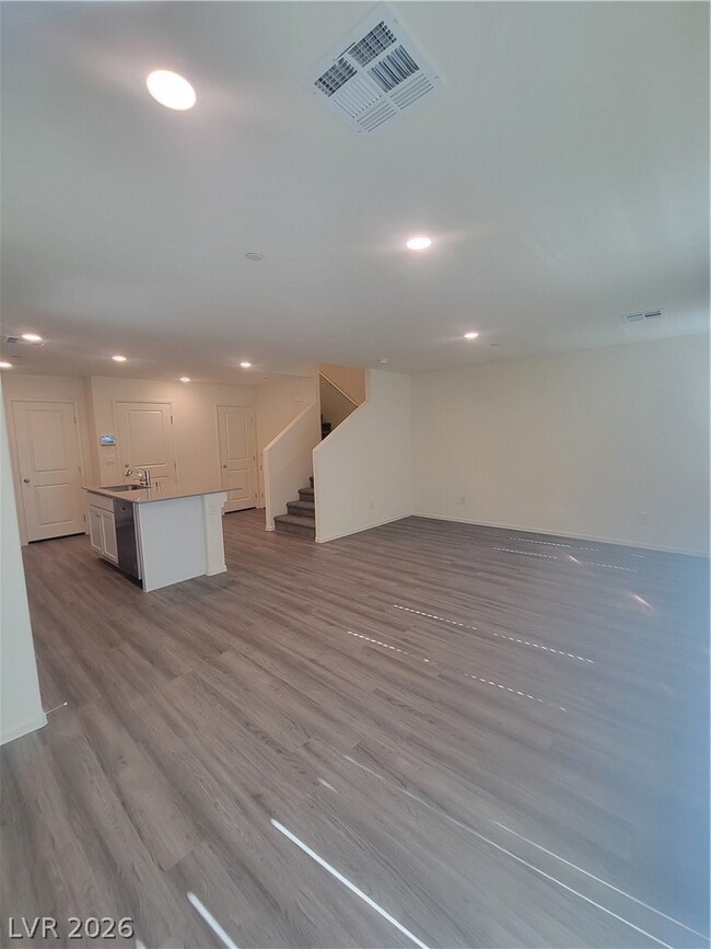 Building Photo - 9931 Apricot Hls St