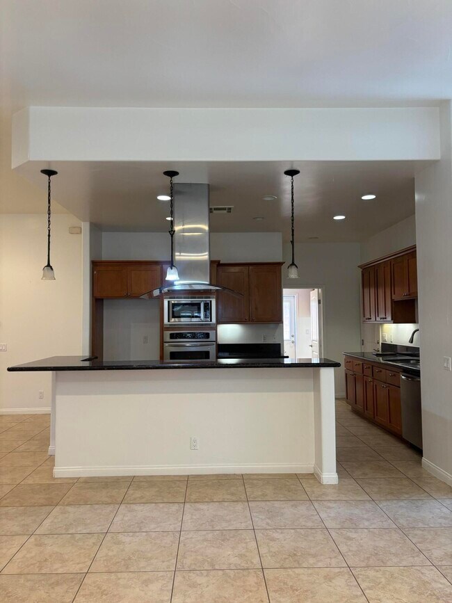 Building Photo - 53540 Avenida Rubio