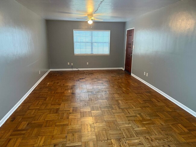 Building Photo - 629 Stiles Ave