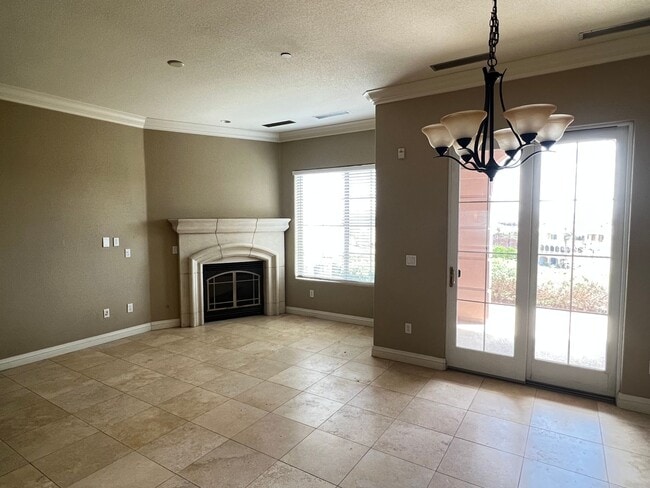 Building Photo - Lake Las Vegas Beauty!!! $2400 Great Views...