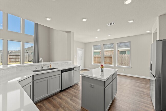 Building Photo - 3438 Acacia Grv Ln