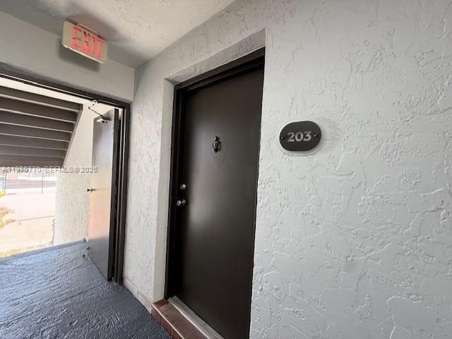 Building Photo - 5020 NW 79th Ave