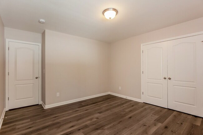 Building Photo - 1819 Allegheny Dr