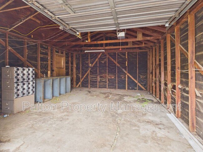 Building Photo - 4308 S Jackson St