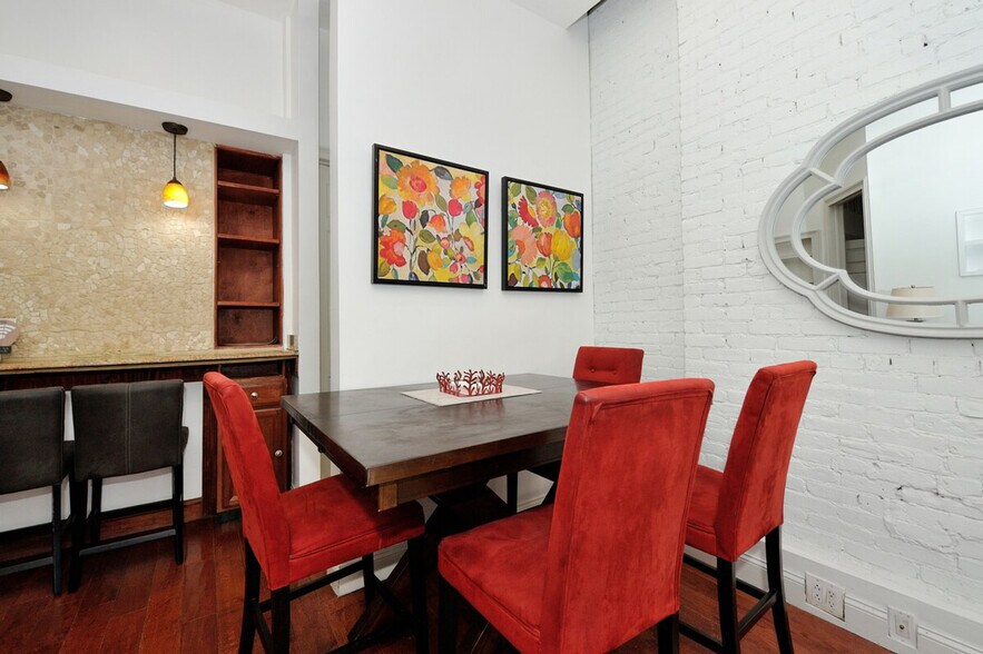 Building Photo - 200 Central Prk W