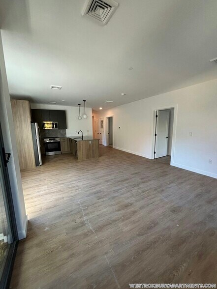 Building Photo - 199 Gardner St