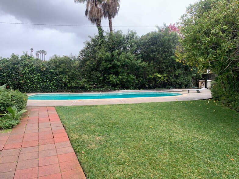 Building Photo - 3045 N Lamer St