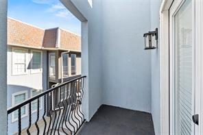 Building Photo - 2316 Stutz Dr