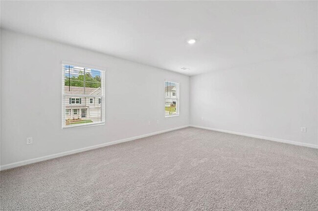 Building Photo - 283 White Cedar Dr