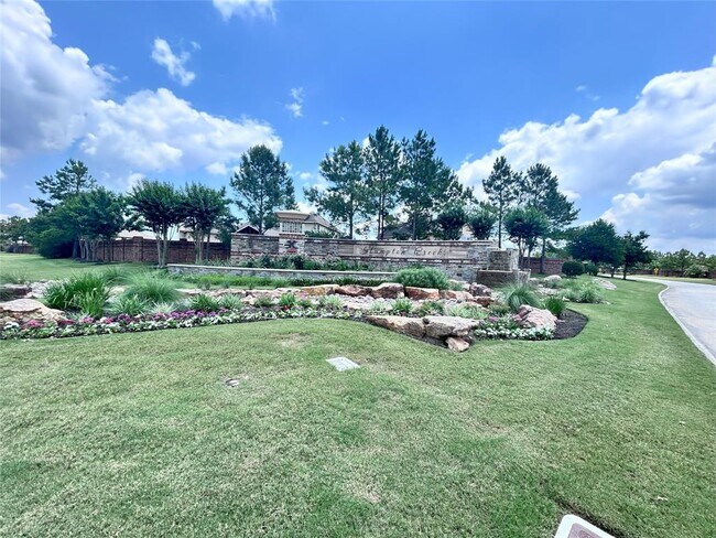 Building Photo - 24227 Brookdale Heights Pl