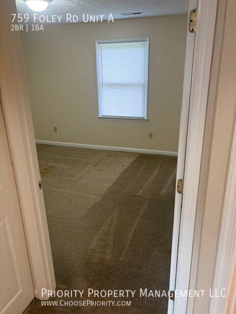 Building Photo - 759 Foley Rd