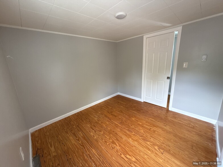 Bedroom - 751 Washington St