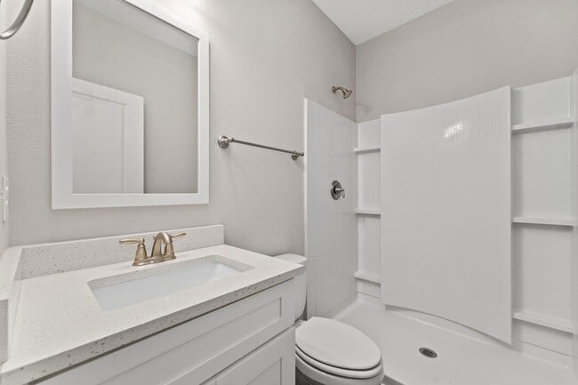 Building Photo - 322 Date Palm Ln