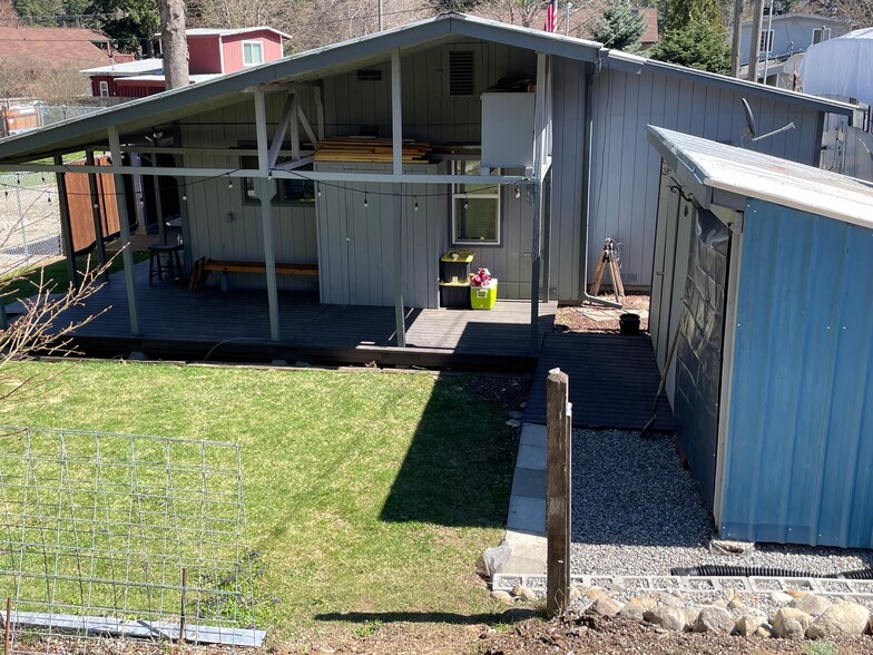 Building Photo - 20651 N Altamont Rd