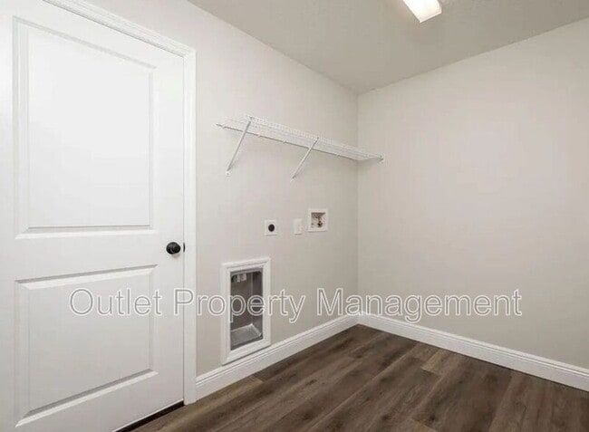 Building Photo - 52 Azalea Dr