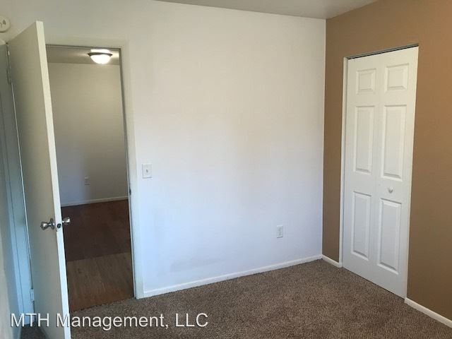Building Photo - 1 br, 1 bath Apartment - 1605 Bacon Avenue