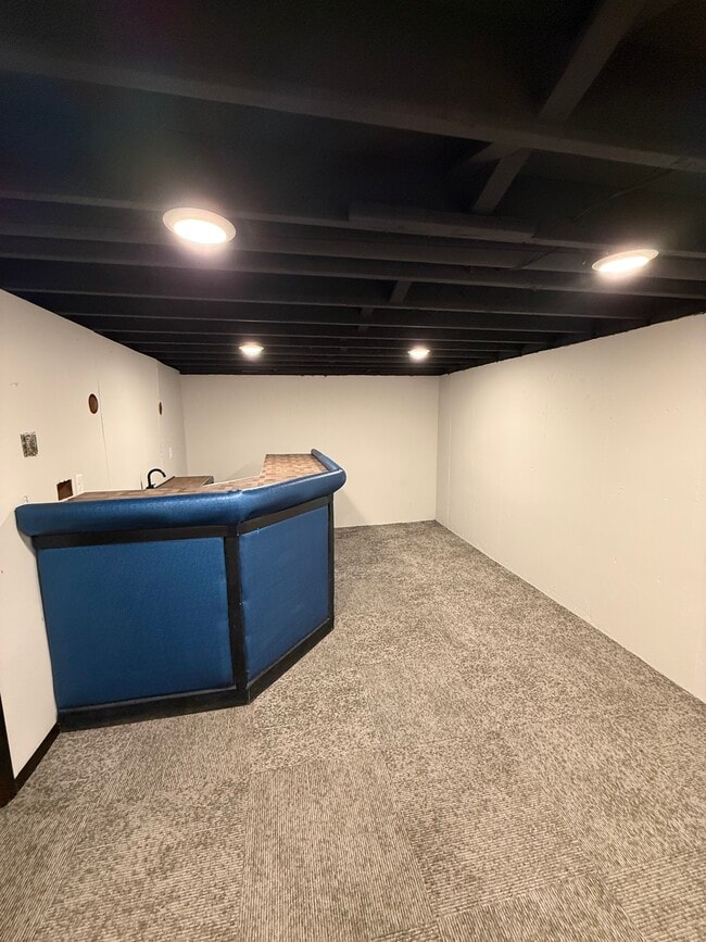 Building Photo - 822 29th St N