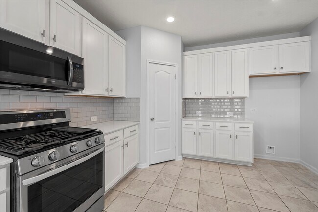 Building Photo - 28314 Buffalo Fork Ln