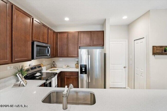 Building Photo - 12926 Ludo Rd