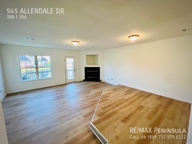 Building Photo - 945 Allendale Dr