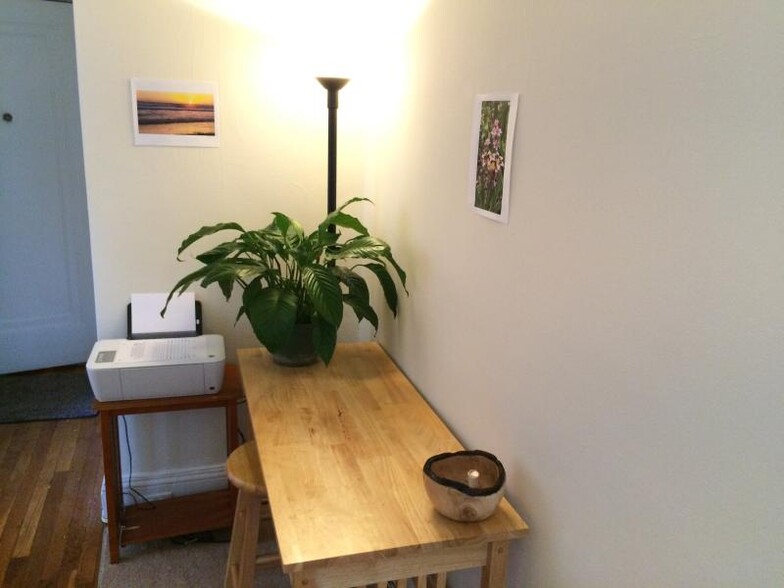Apt 55 - 1195 Boylston St