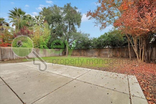 Building Photo - 8573 Meandering Way