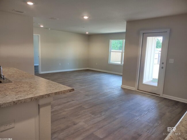 Building Photo - 245 Burnston Wy