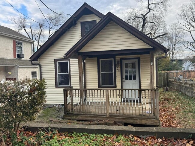 Building Photo - 309 S Lowell Ave