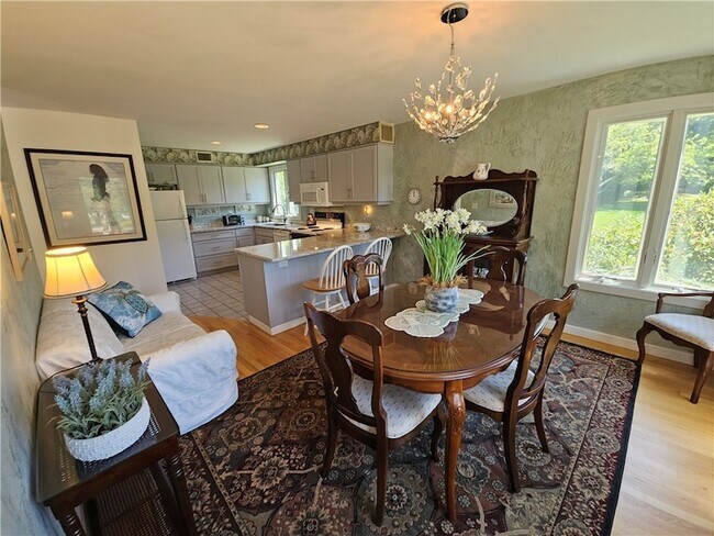 Building Photo - 15 Hammersmith Rd