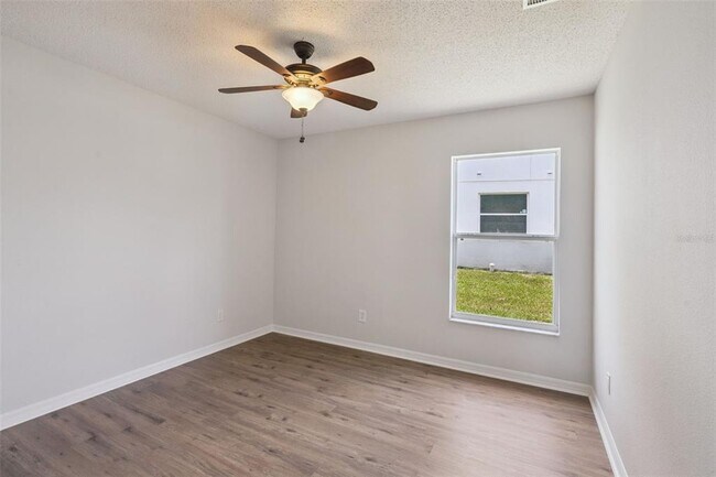 Building Photo - 622 Delancey Dr