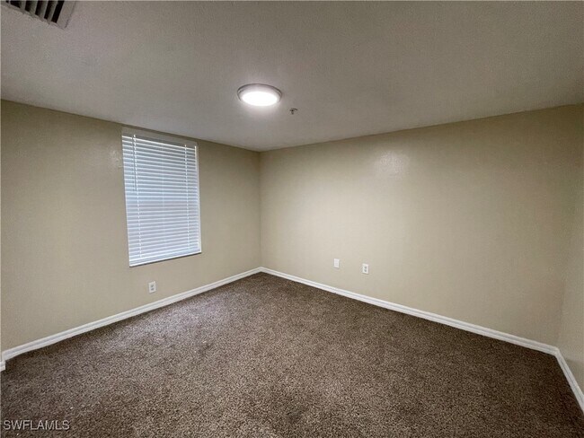 Building Photo - 8736 River Homes Lane